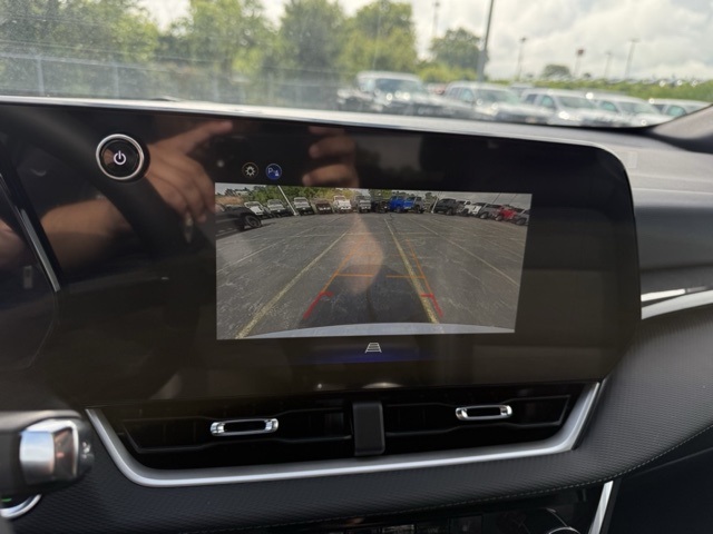 2026 Chevrolet Equinox LT photo 2