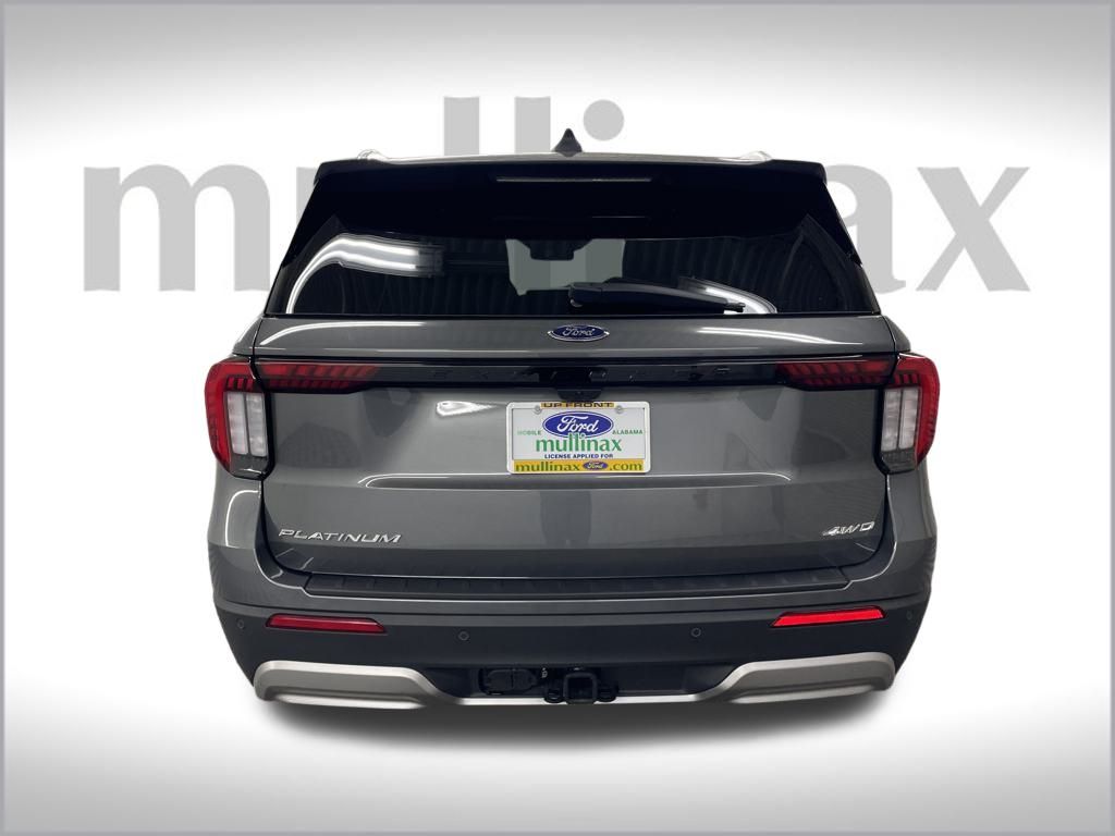 2025 Ford Explorer Platinum photo 5