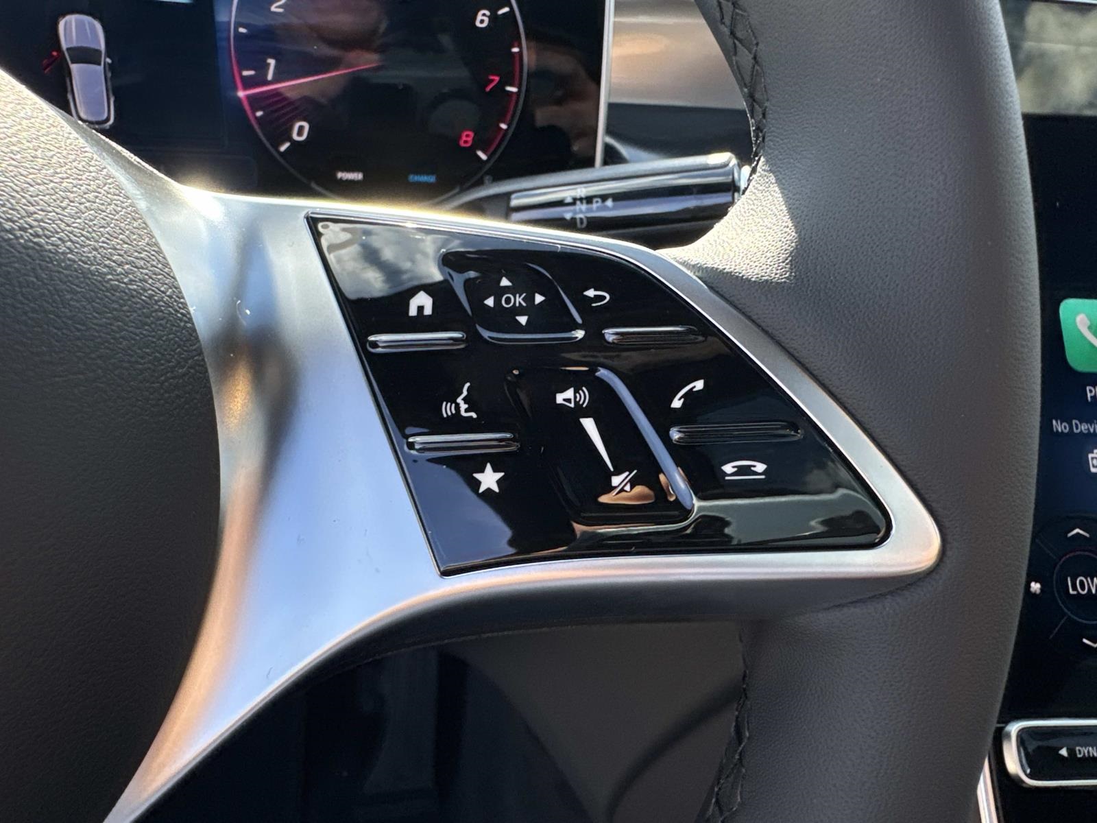 2026 Mercedes Benz GLC 300 photo 12