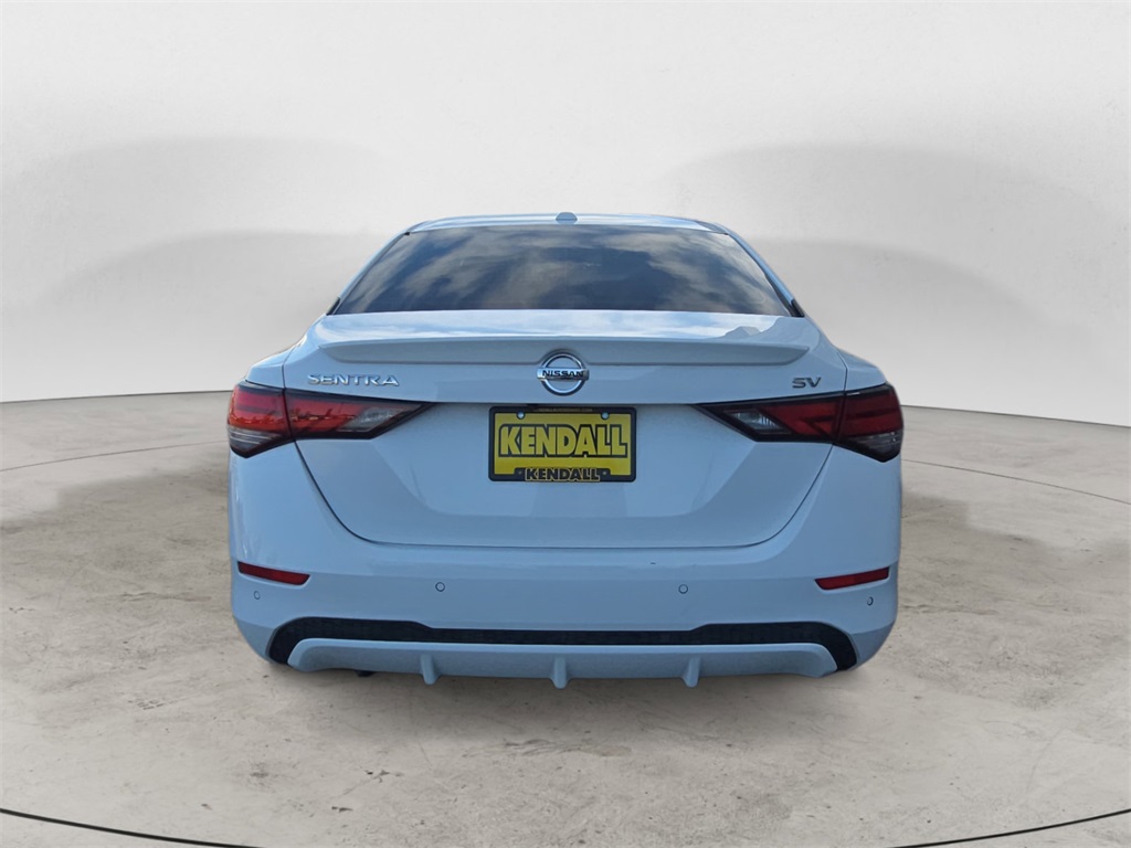 2020 Nissan Sentra SV photo 4