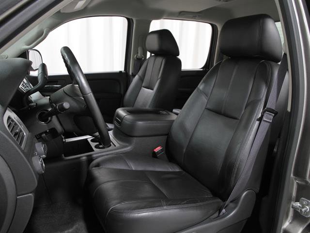 2014 Chevrolet Silverado 2500HD LTZ photo 5
