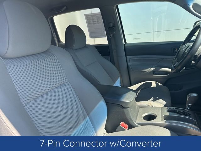 2013 Toyota Tacoma PreRunner V6 photo 24