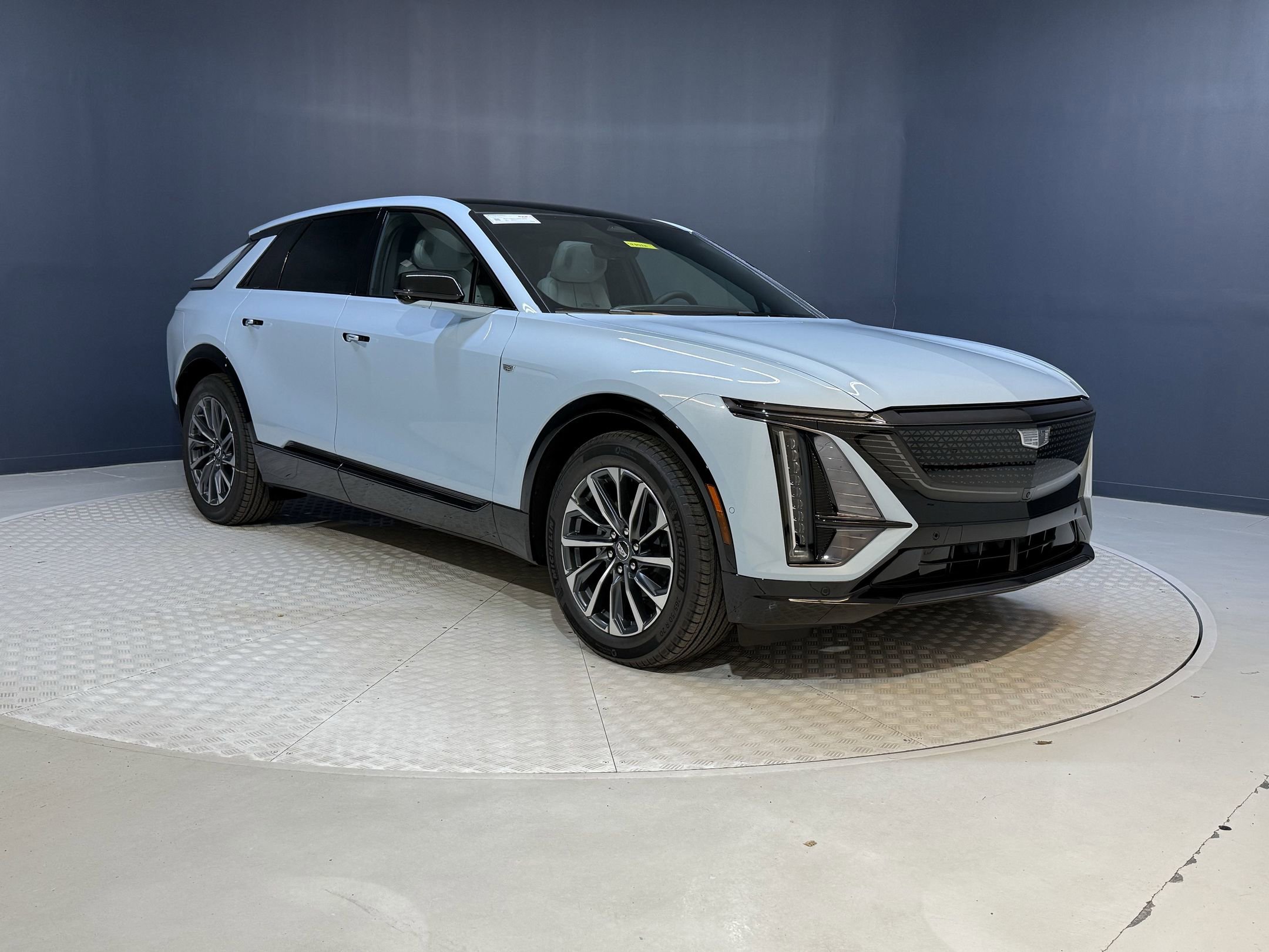 2025 Cadillac Lyriq Sport photo 7