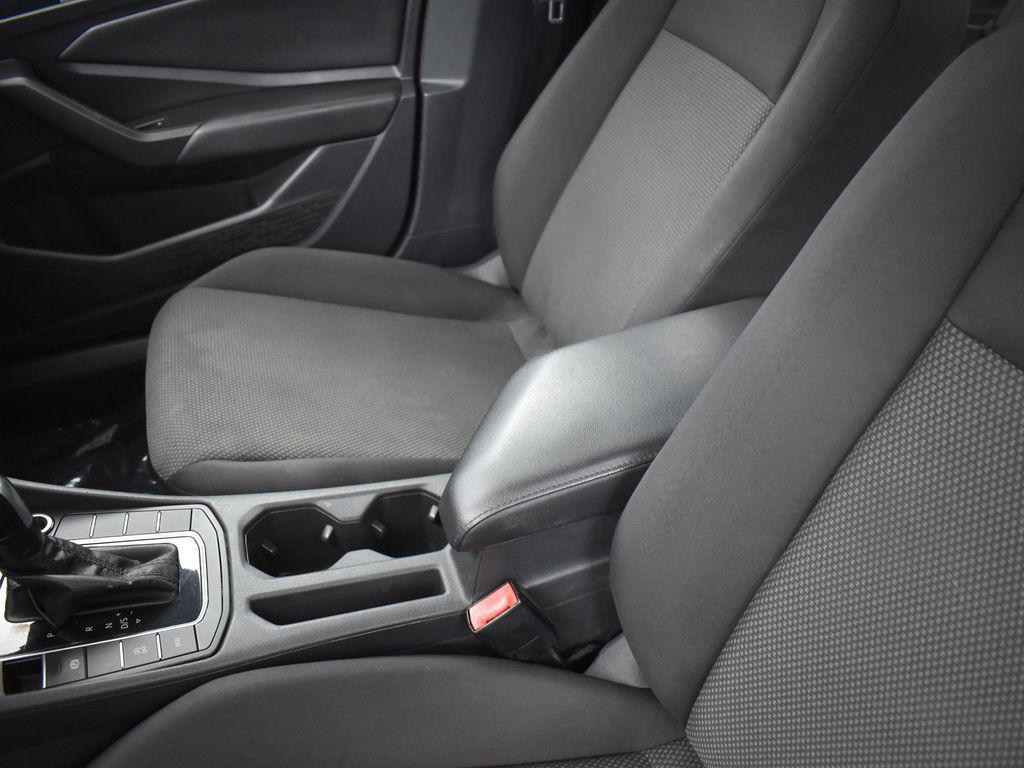 2019 Volkswagen Jetta 1.4T S photo 9