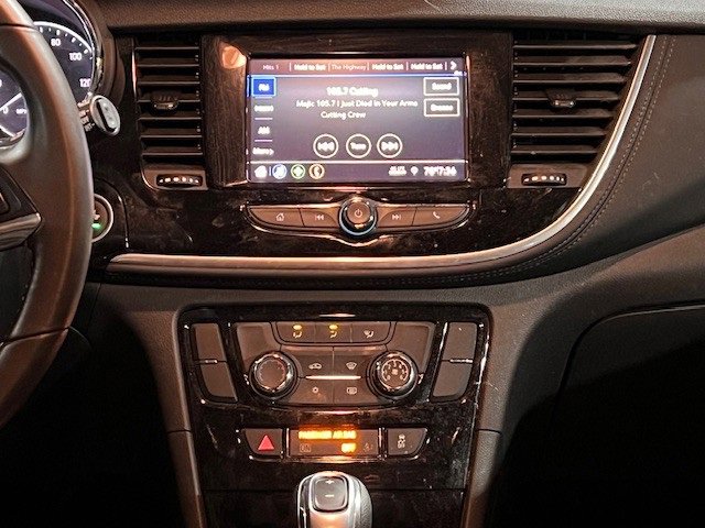 2022 Buick Encore Preferred photo 18