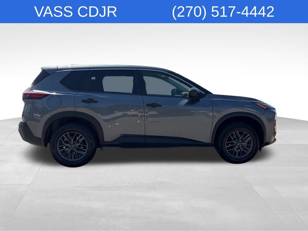 2023 Nissan Rogue S photo 3