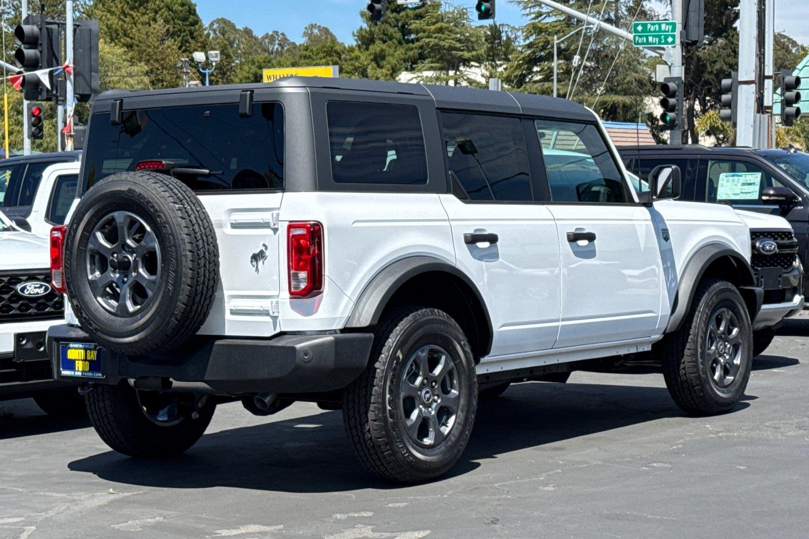 2025 Ford Bronco Big Bend photo 3