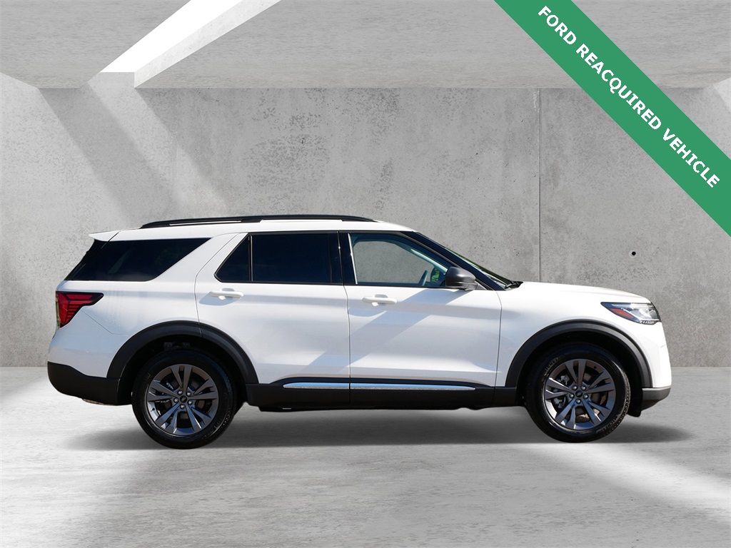 Used 2025 Ford Explorer Active with VIN 1FMUK8DH4SGB14549 for sale in White Bear Lake, Minnesota