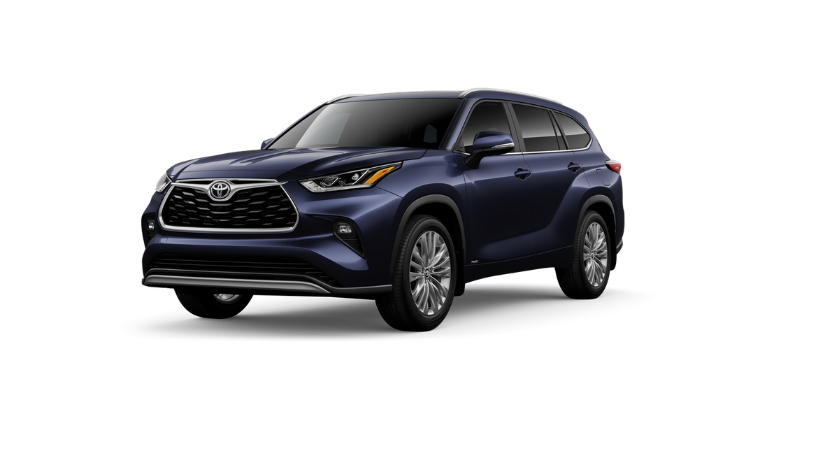 2026 Toyota Highlander Platinum's photo