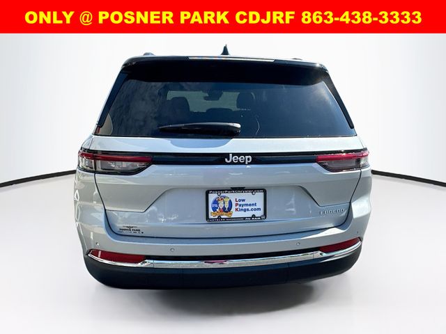 2025 Jeep Grand Cherokee Laredo X photo 6