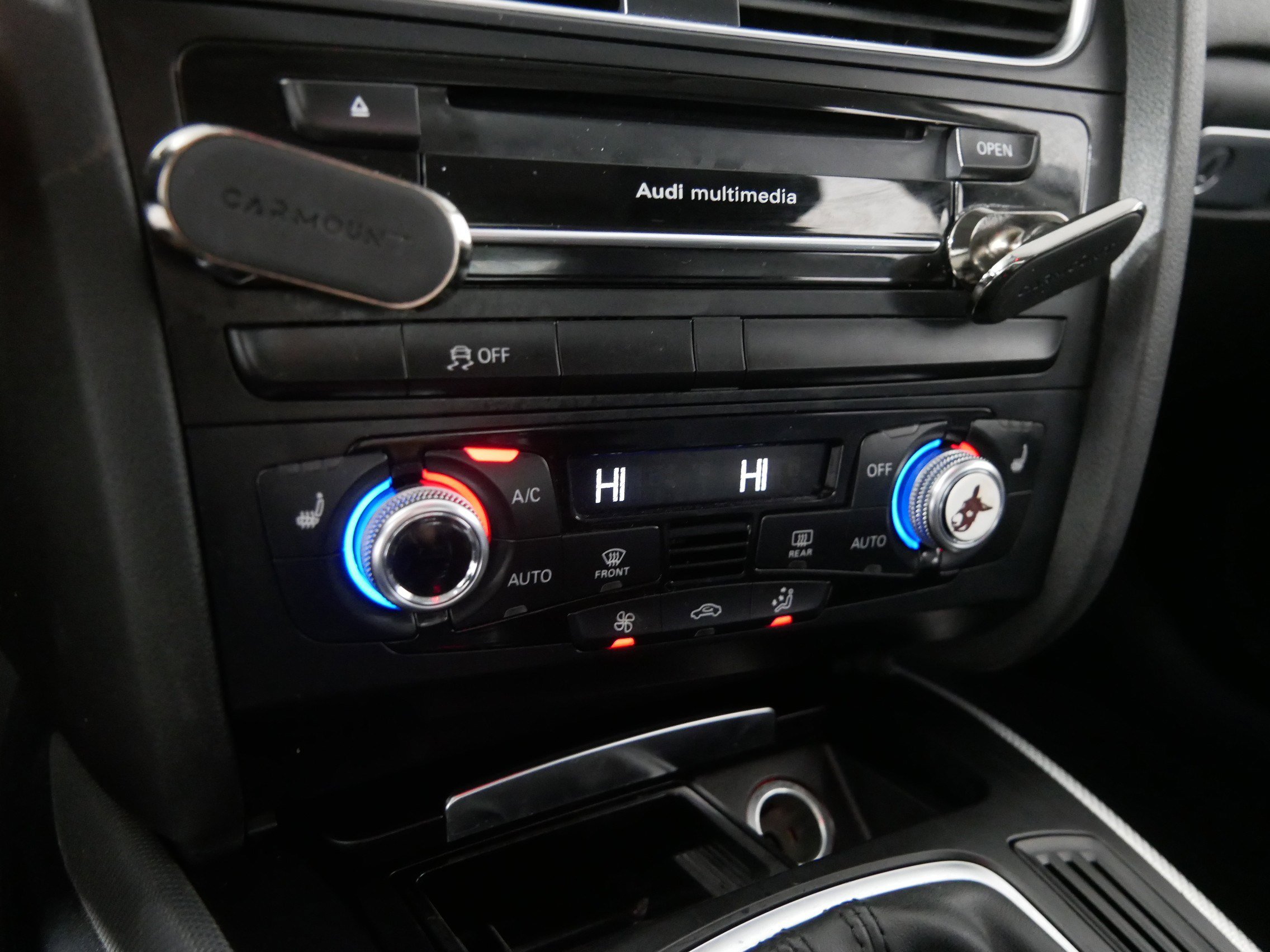 2015 Audi A4 Quattro Premium photo 15