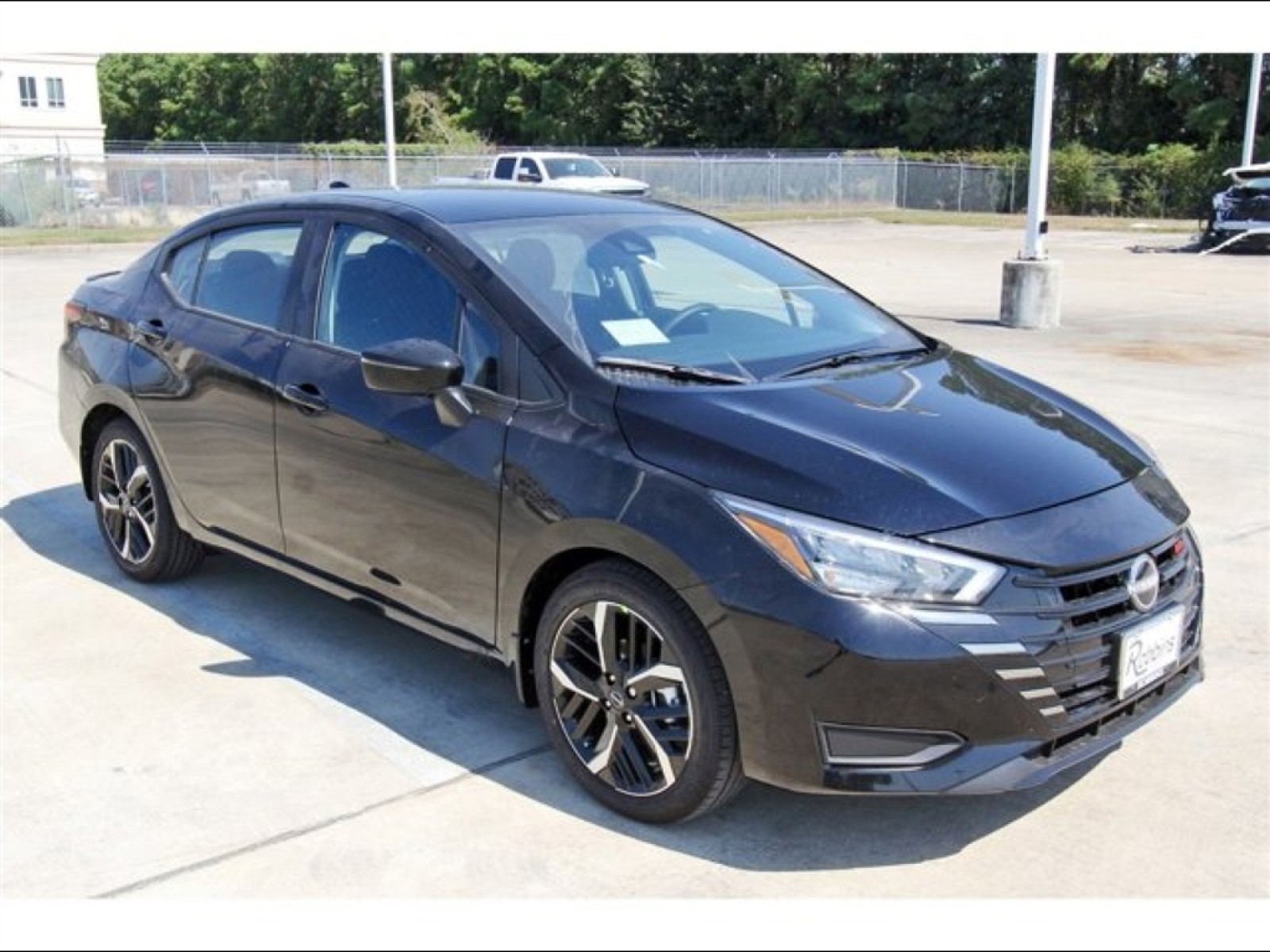 2025 Nissan Versa SR - 5