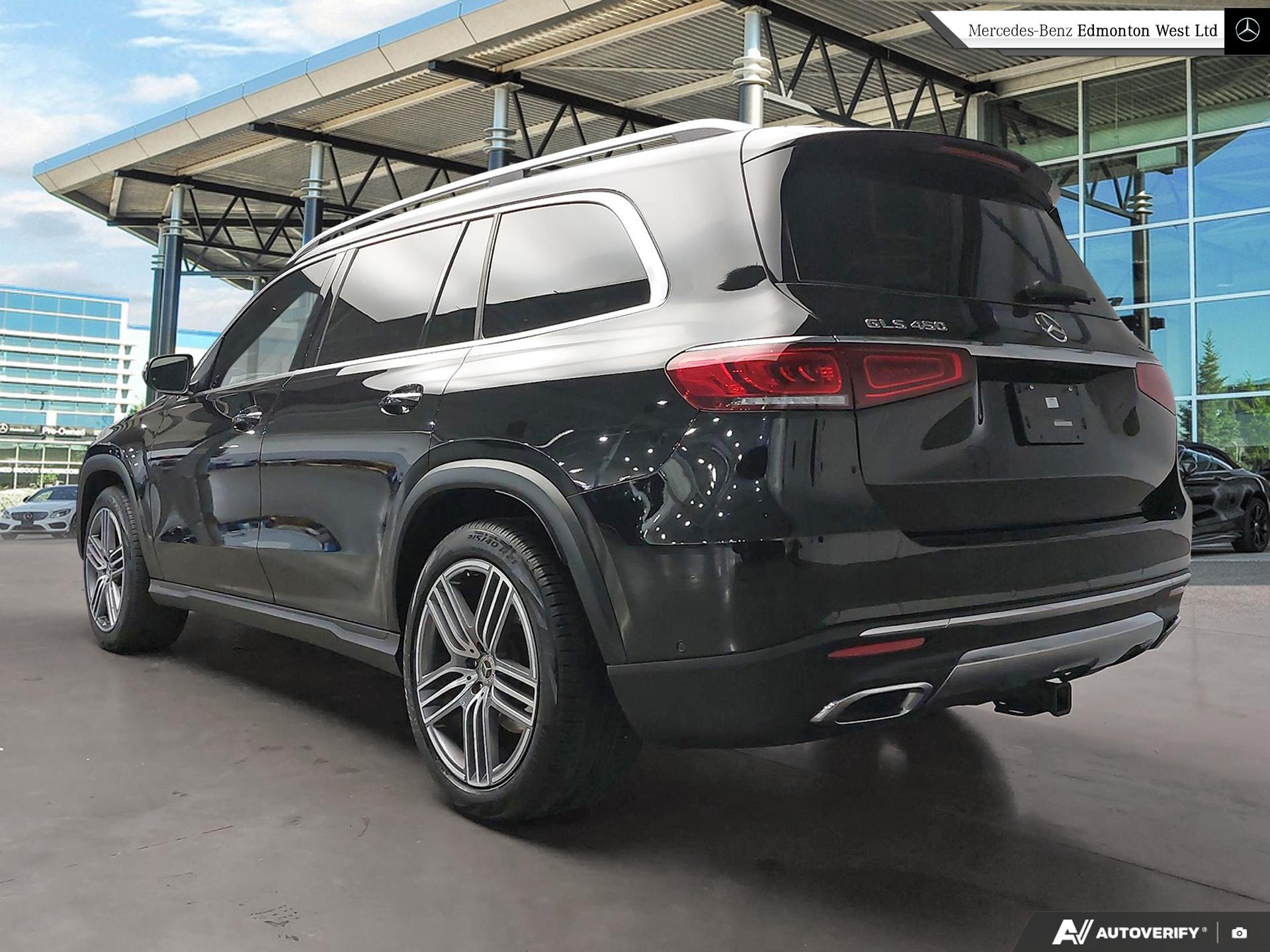 2023 Mercedes Benz GLS 450 4MATIC photo 3