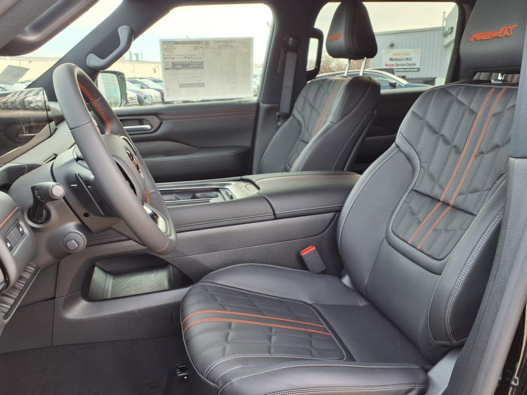 2025 Nissan Armada photo 4