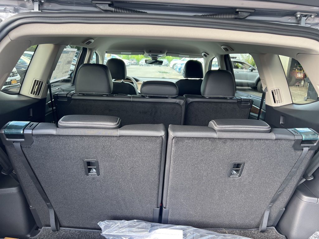 2026 Volkswagen Atlas SE Technology photo 10