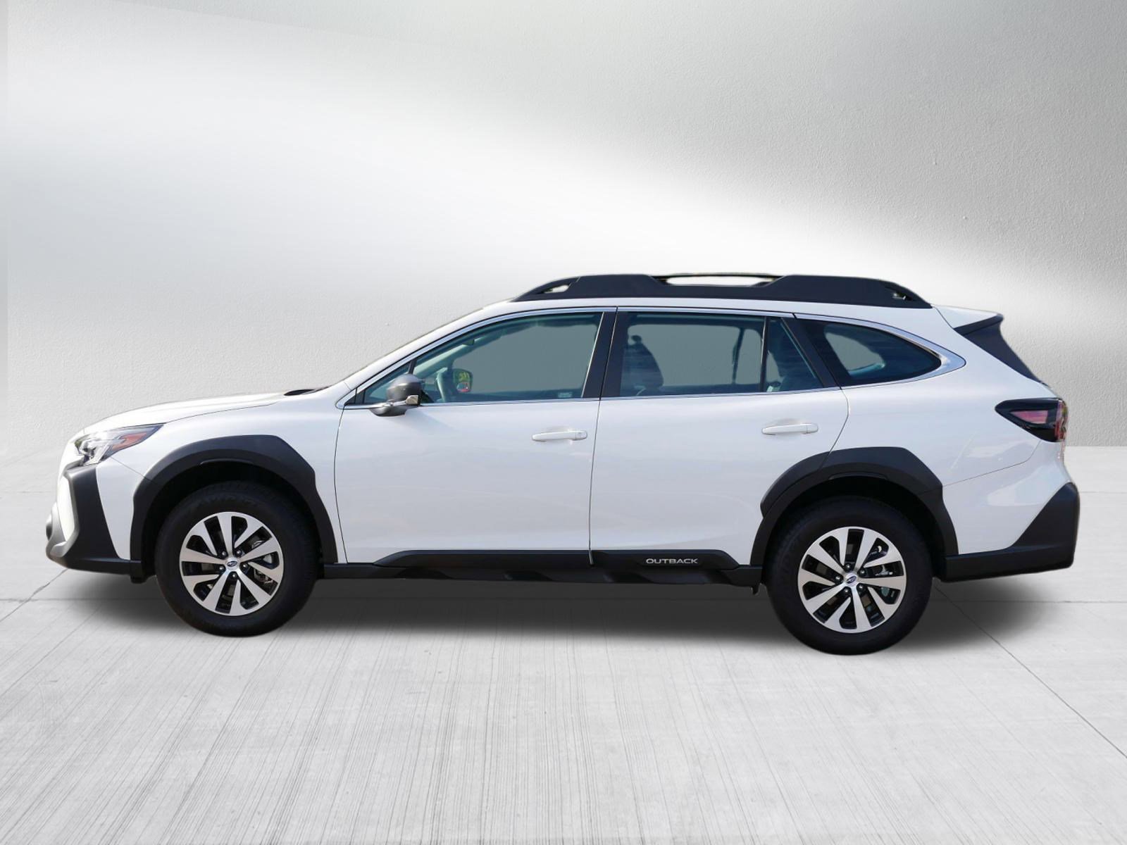 2024 Subaru Outback Base photo 4