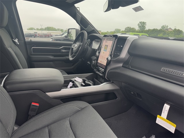 2025 Ram 1500 Big Horn photo 12