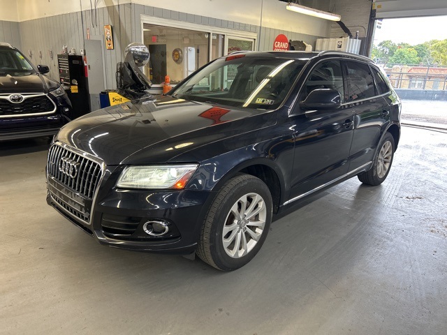 Used 2014 Audi Q5 Premium with VIN WA1LFAFP2EA101168 for sale in Pittsburgh, PA