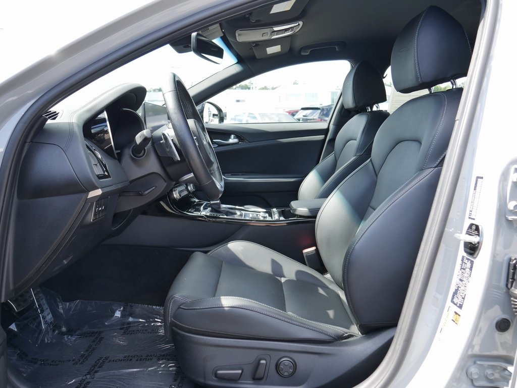 2022 Kia Stinger GT-Line photo 12