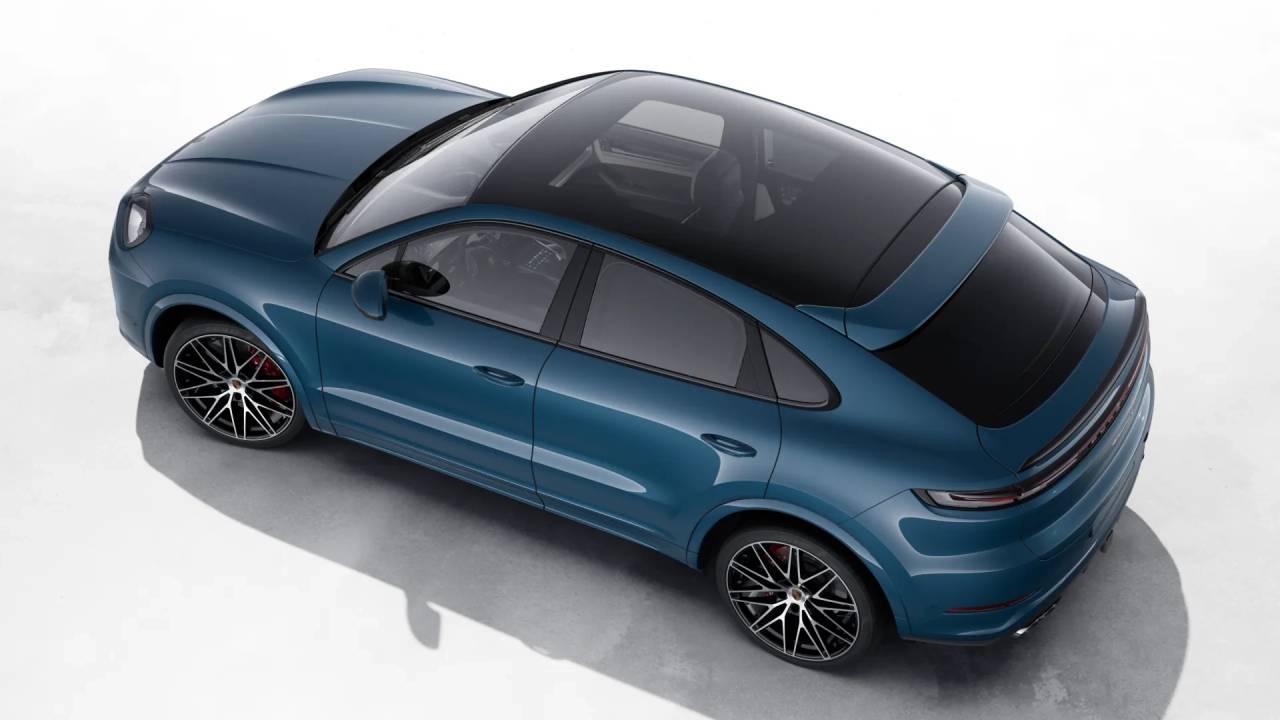 2025 Porsche Cayenne S Coupe photo 4