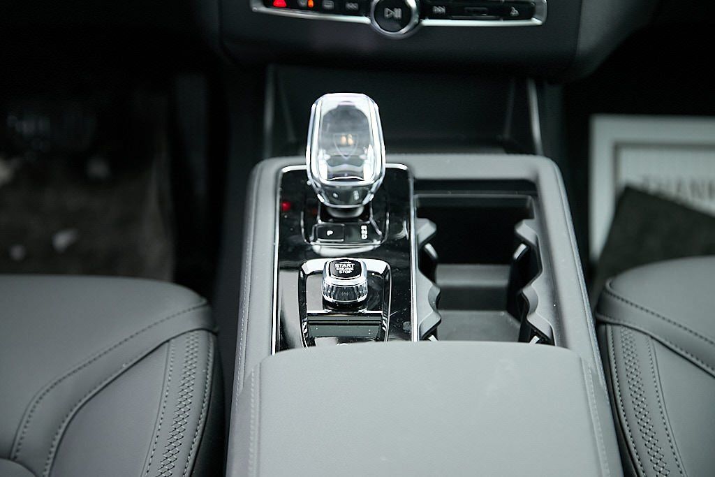 2026 VOLVO XC90 - Image 29