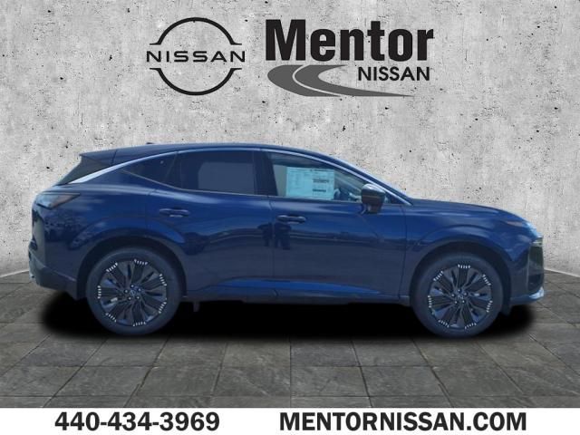 2025 Nissan Murano Platinum photo 2
