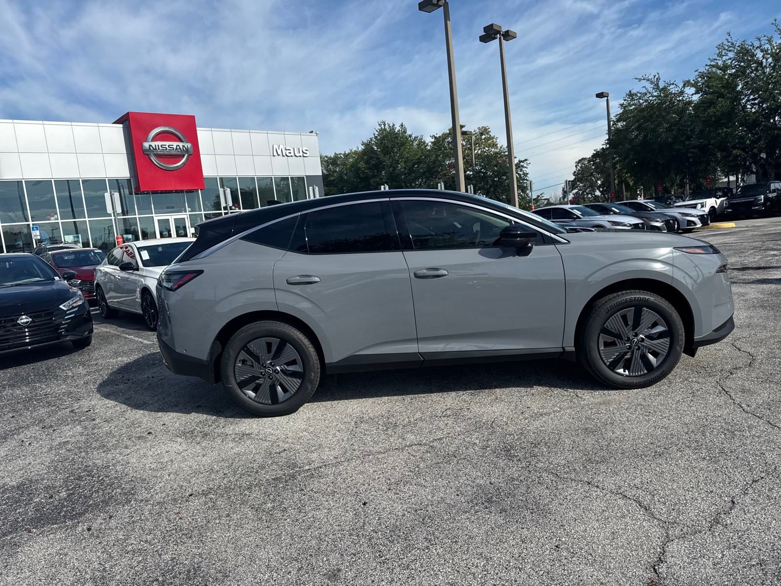 2025 Nissan Murano SL photo 4