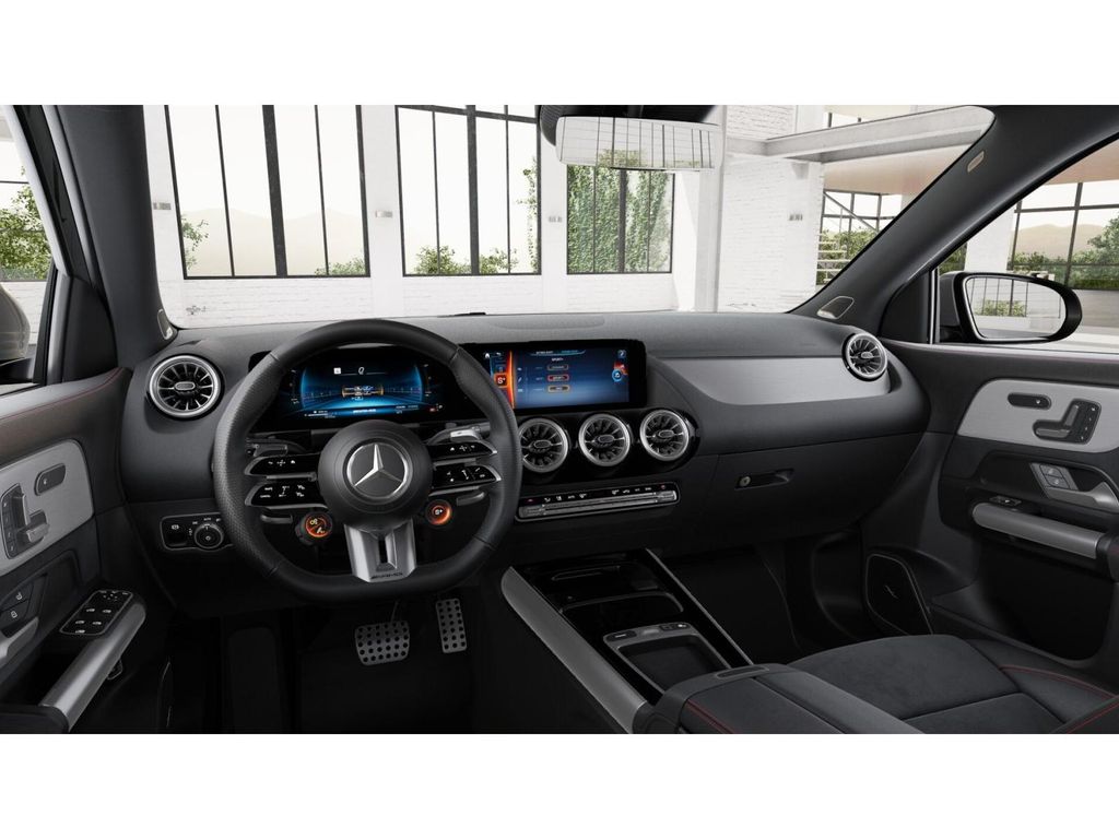 2025 Mercedes Benz GLA 35 AMG 4MATIC photo 2
