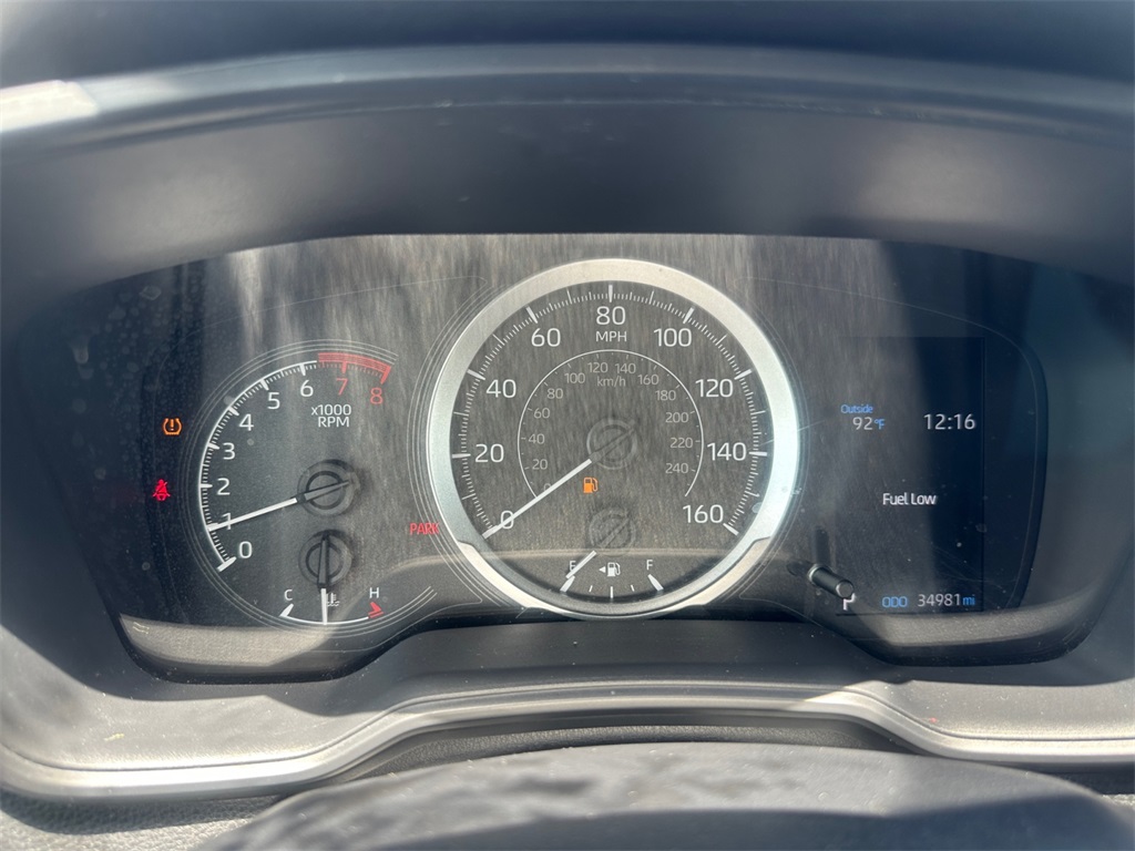 2022 Toyota Corolla LE photo 19