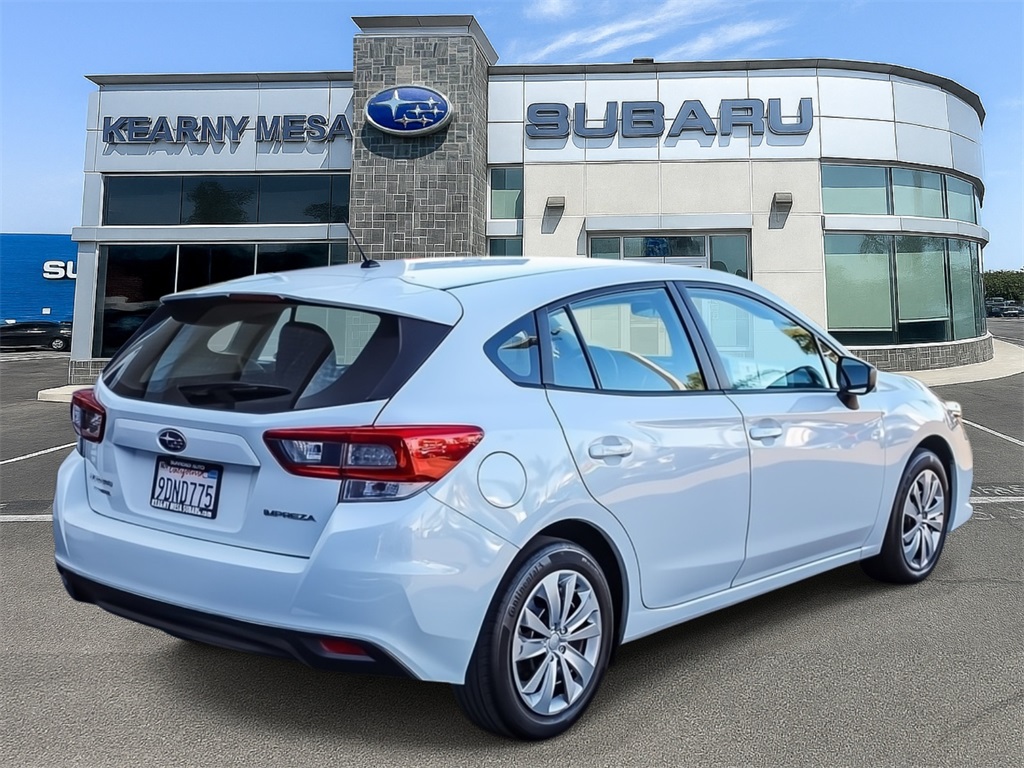2023 Subaru Impreza Base photo 3