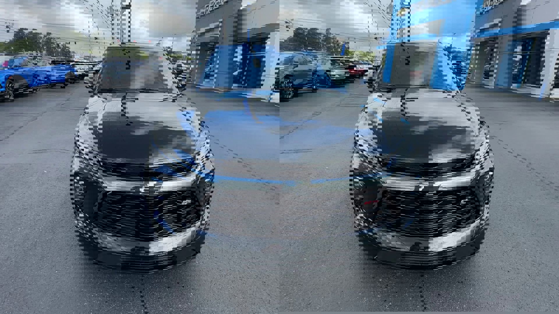 2025 Chevrolet Blazer RS photo 3