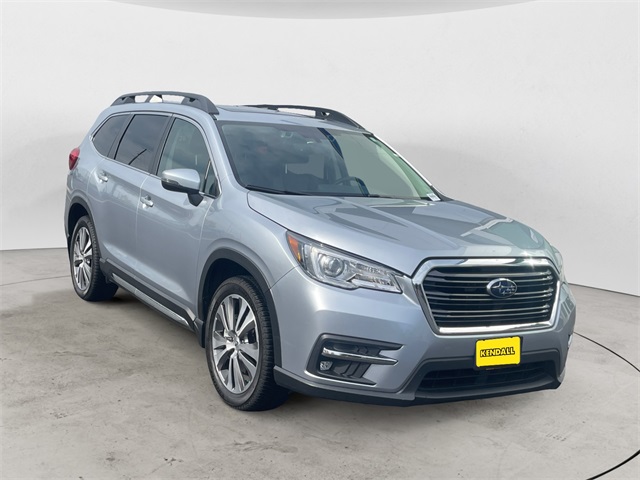 2022 Subaru Ascent Limited photo 3