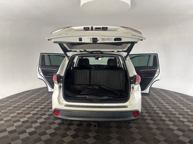 2019 Toyota Highlander Base photo 15