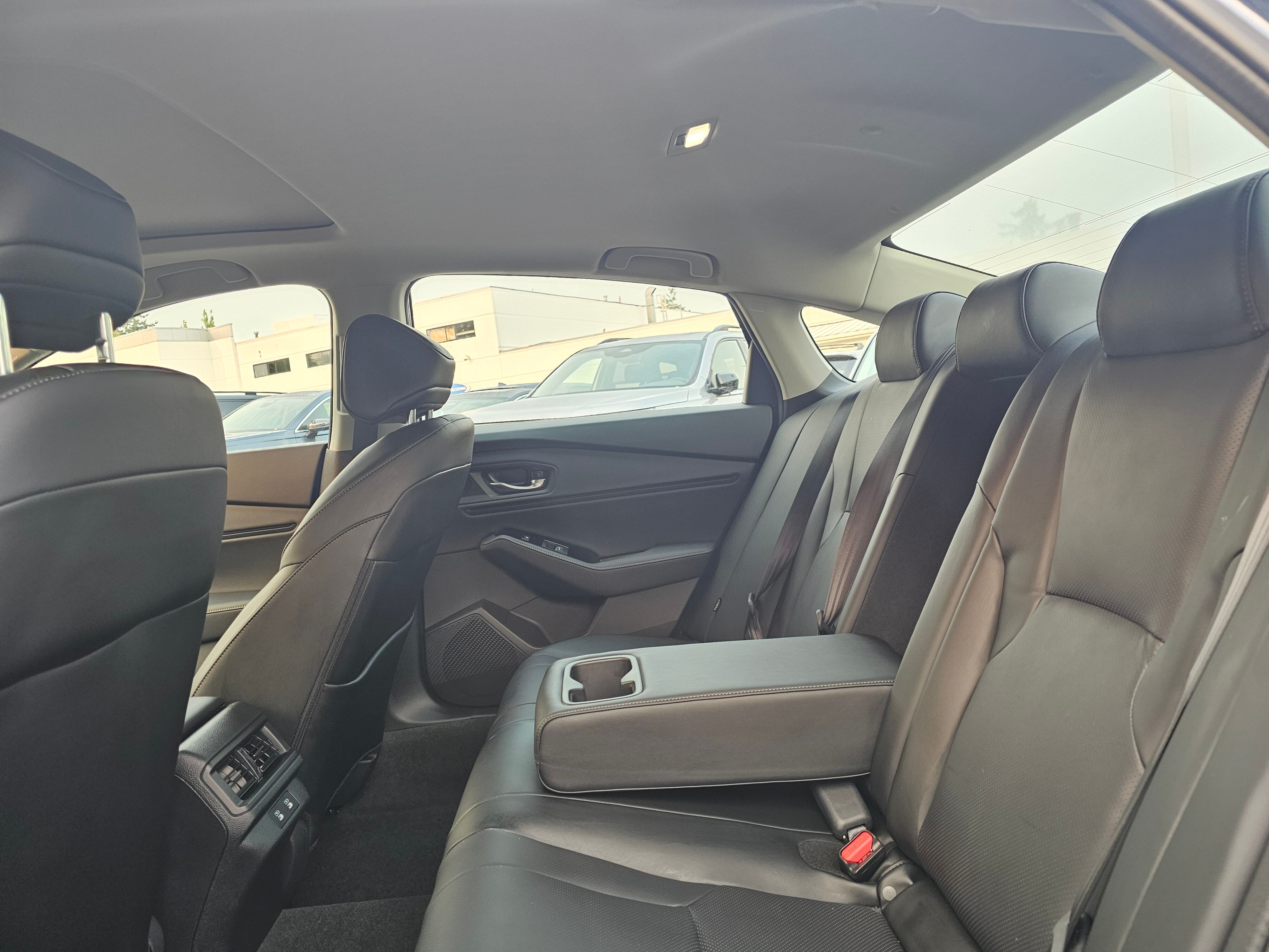 2025 Honda Accord Hybrid Touring photo 6