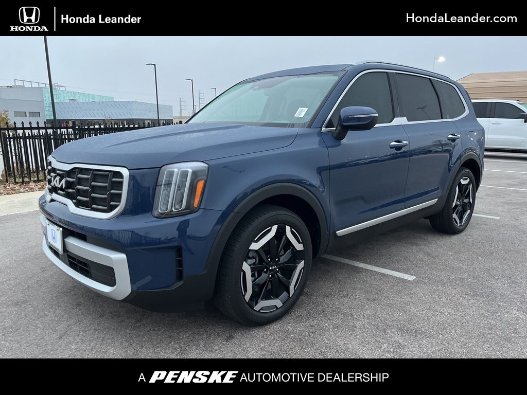 2025 Kia Telluride S's photo