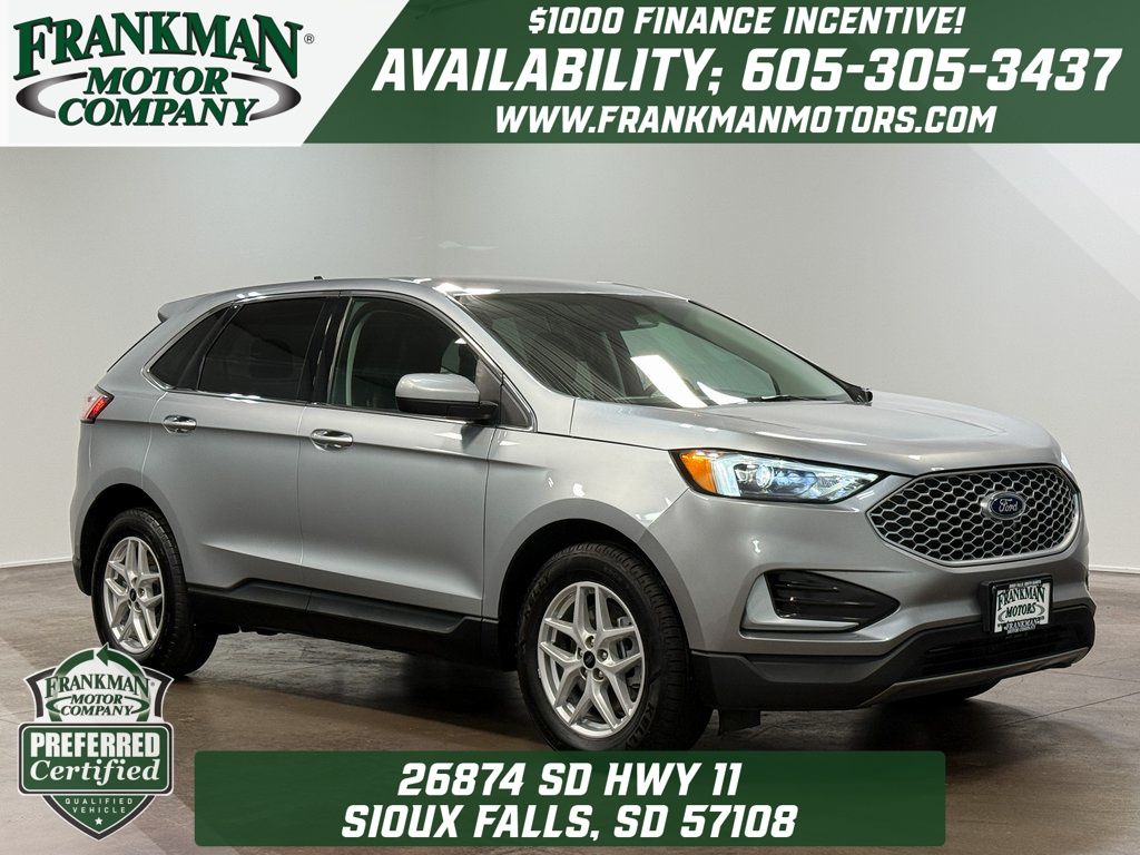2024 Ford Edge SEL's photo