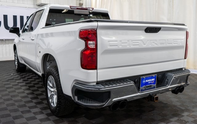 2020 Chevrolet Silverado 1500 LT photo 2