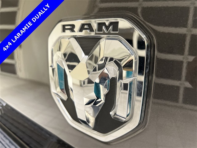 2024 Ram 3500 Laramie photo 26