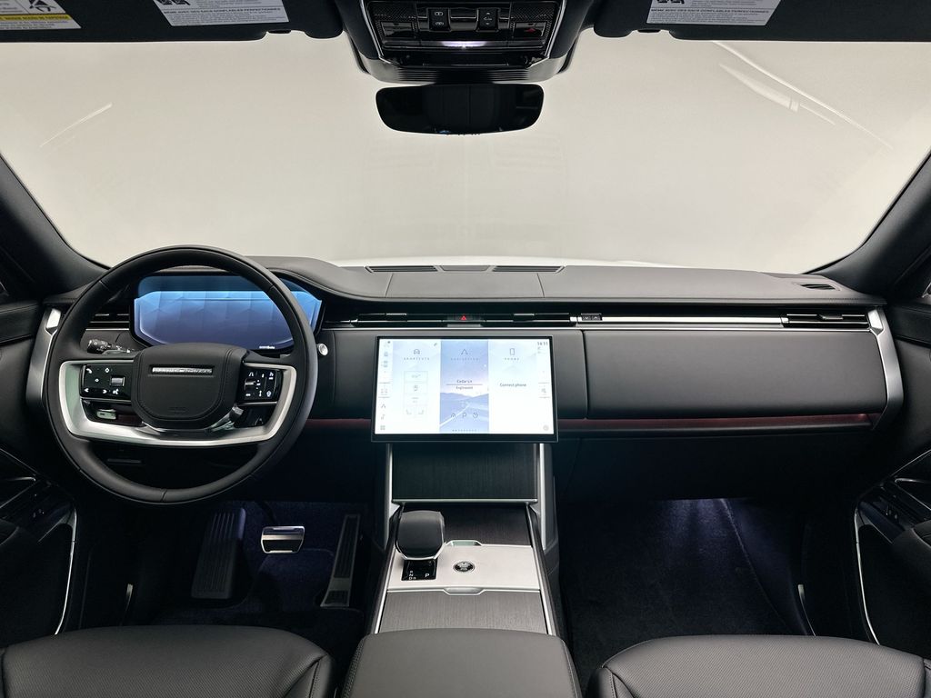 2025 Land Rover Range Rover SE photo 8