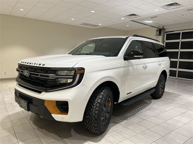 2025 Ford Expedition Tremor's photo