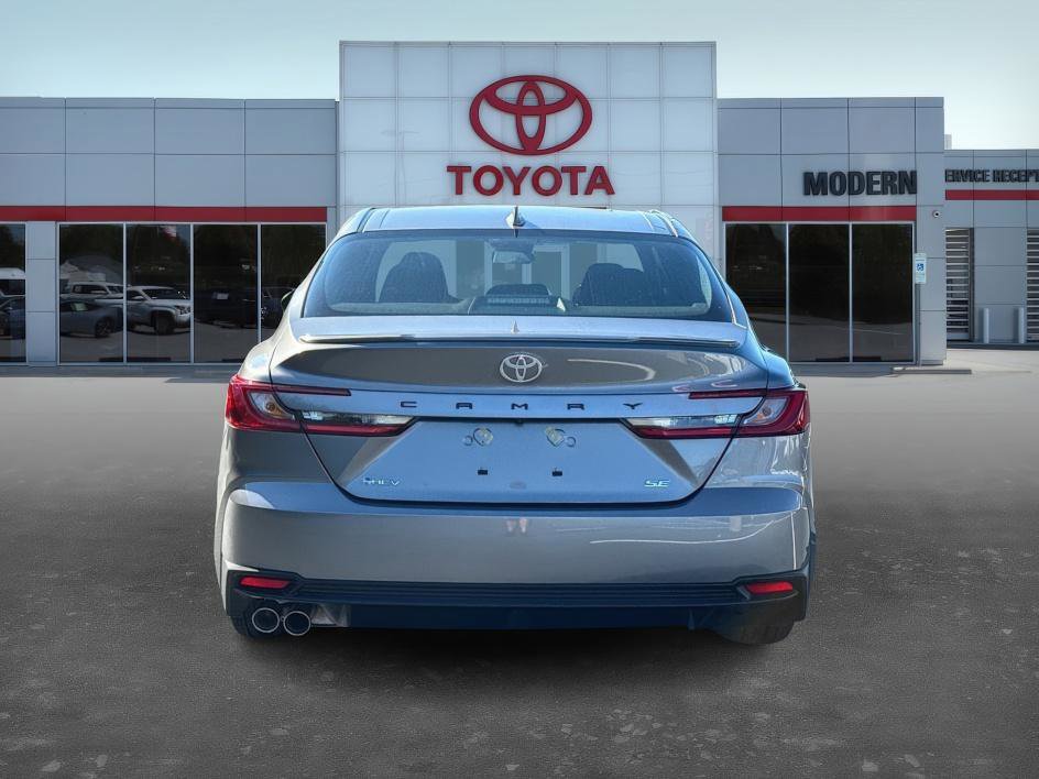 2026 Toyota Camry SE photo 4