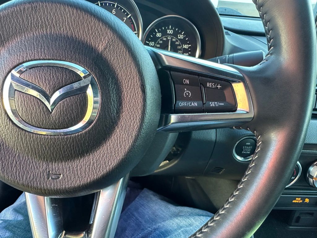 2022 Mazda MX-5 Miata Miata Grand Touring photo 8