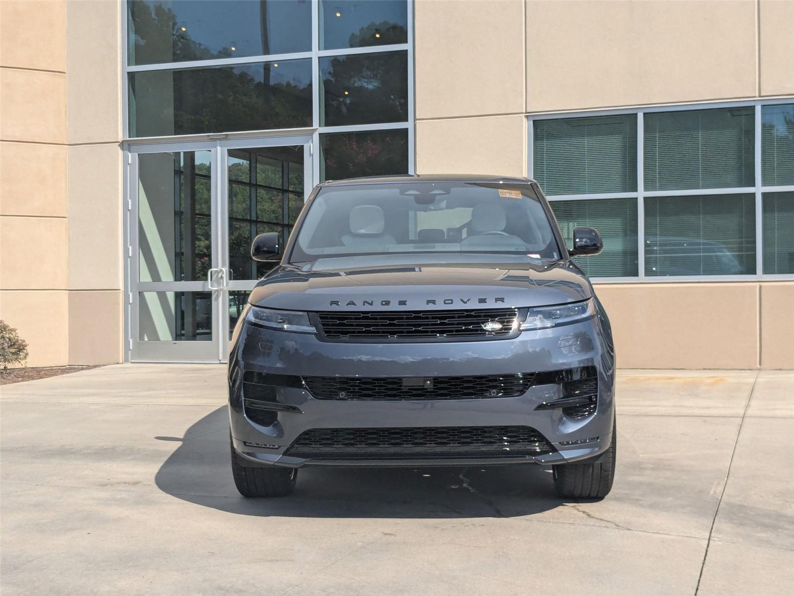 2025 Land Rover Range Rover Sport P460e Dynamic SE photo 2