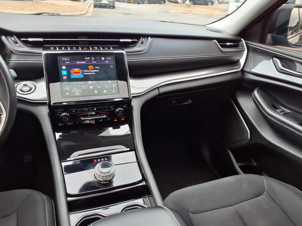 2022 Jeep Grand Cherokee Laredo photo 25
