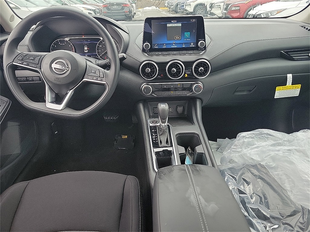 2025 Nissan Sentra SV photo 5