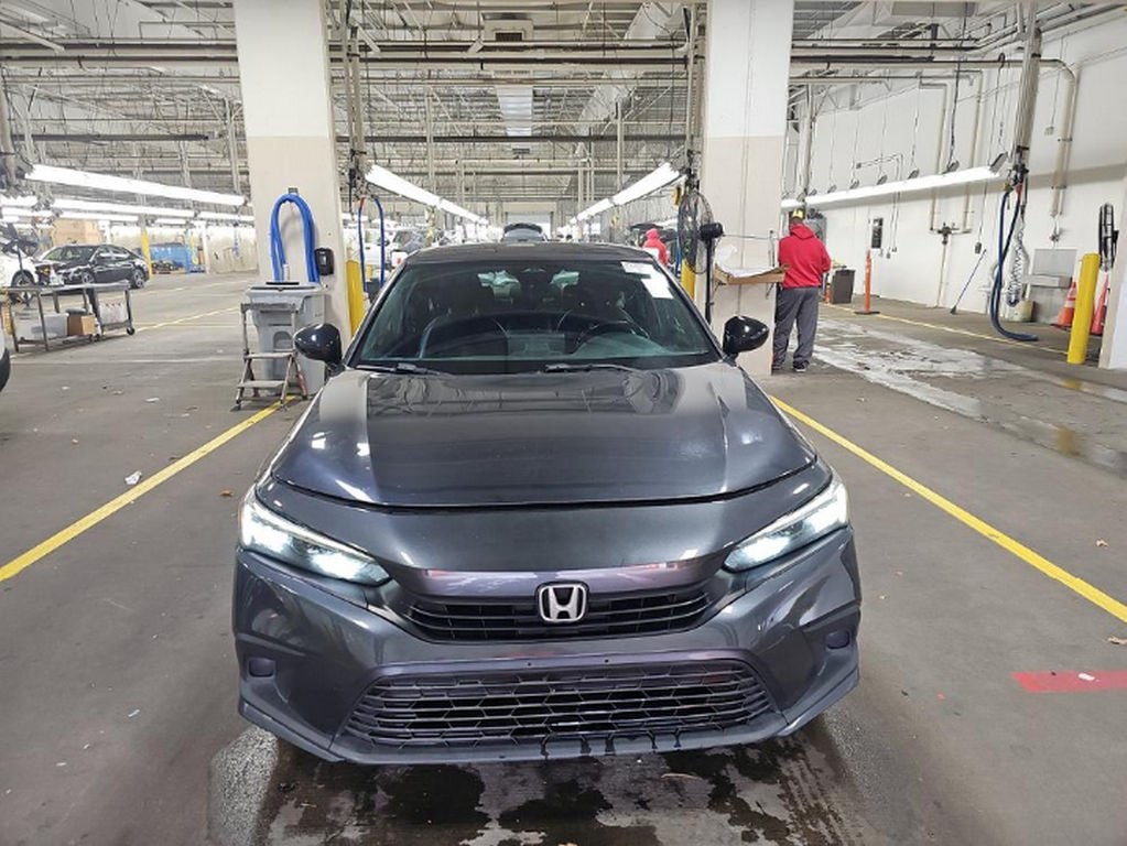 2022 Honda Civic Sport photo 2