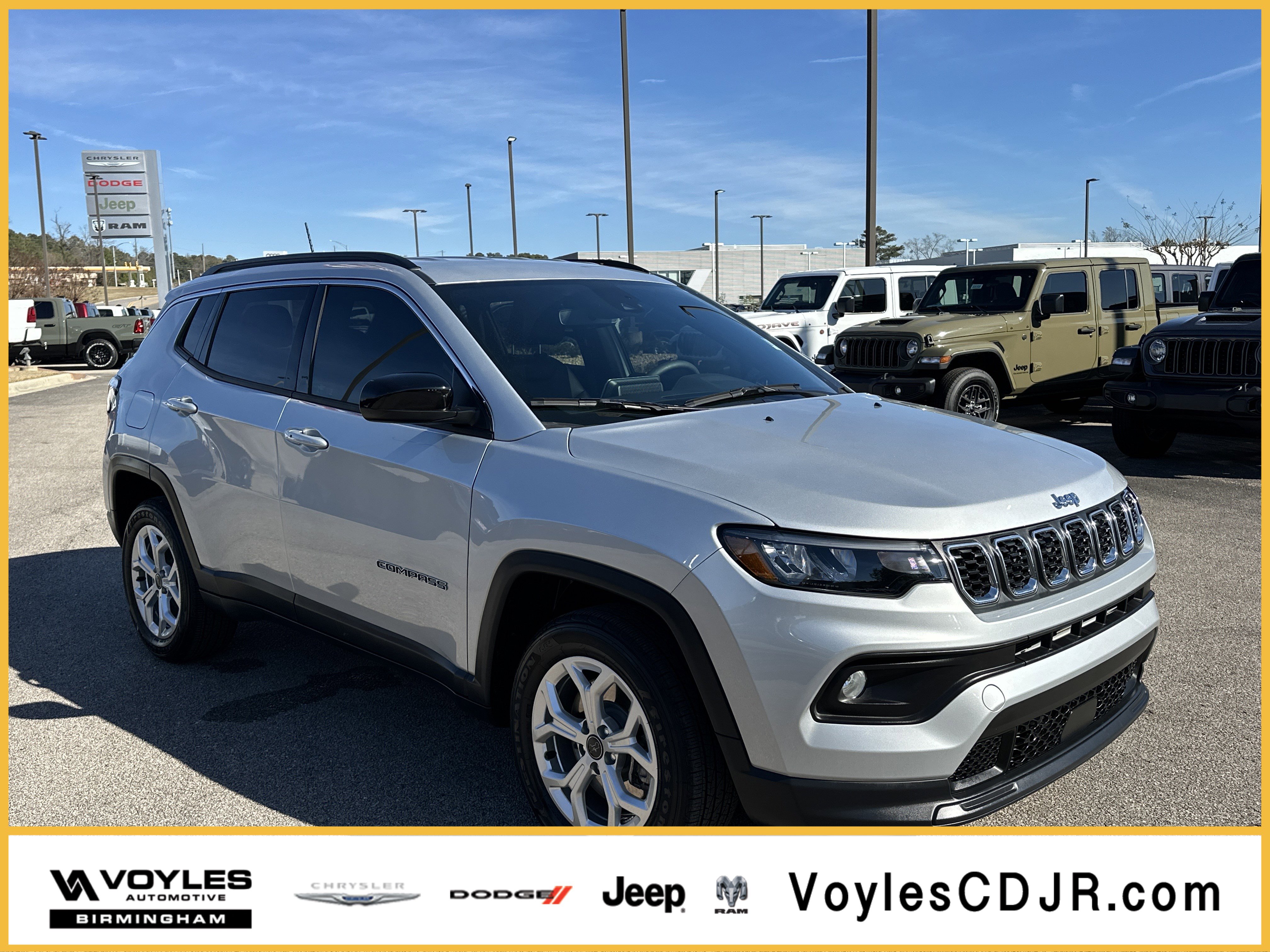 2025 Jeep Compass Latitude's photo