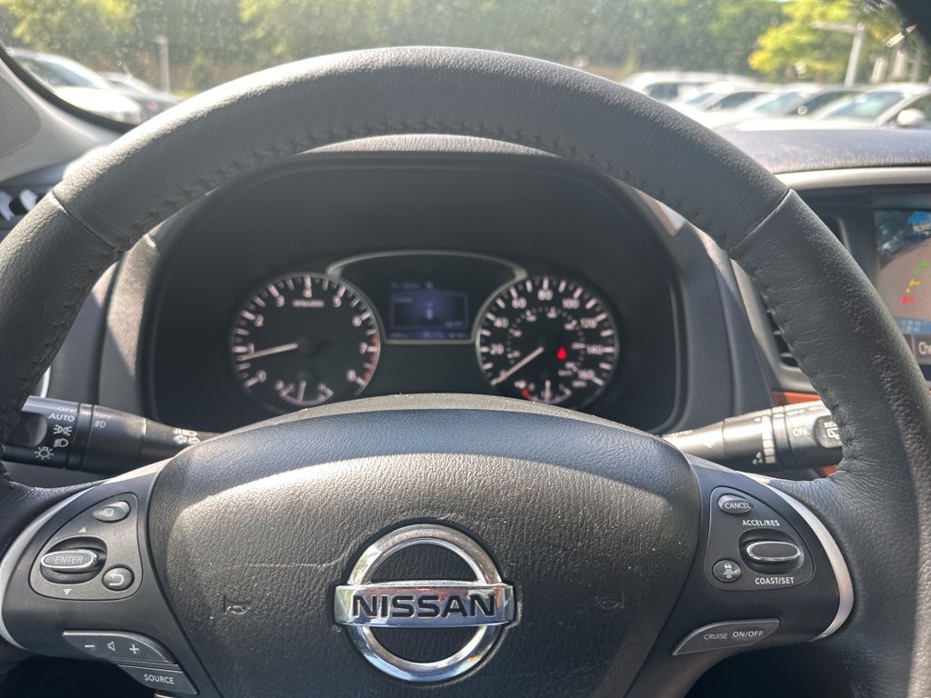 2020 Nissan Pathfinder Platinum photo 24