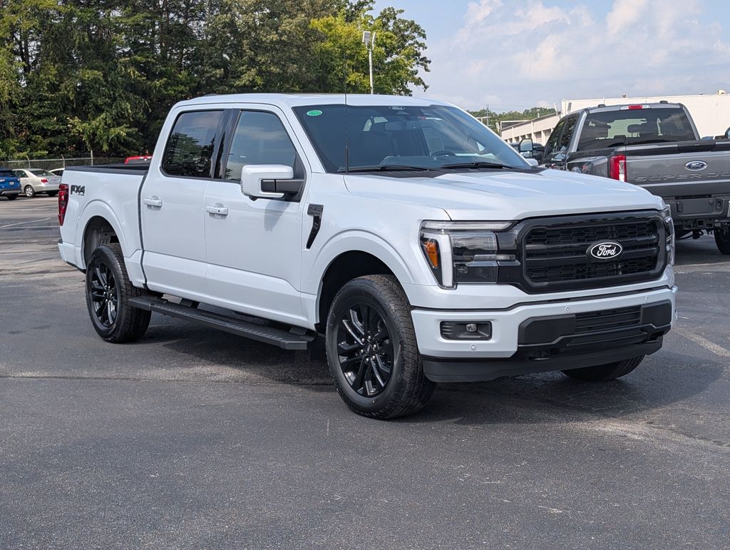2025 Ford F-150 Lariat photo 2