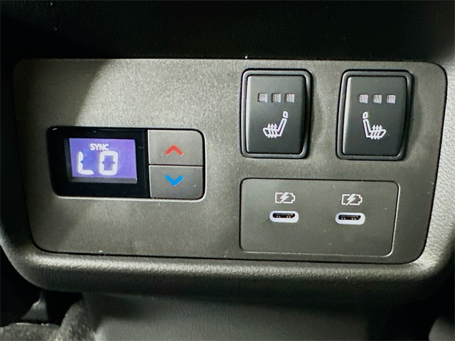 2026 Nissan Rogue Platinum photo 26